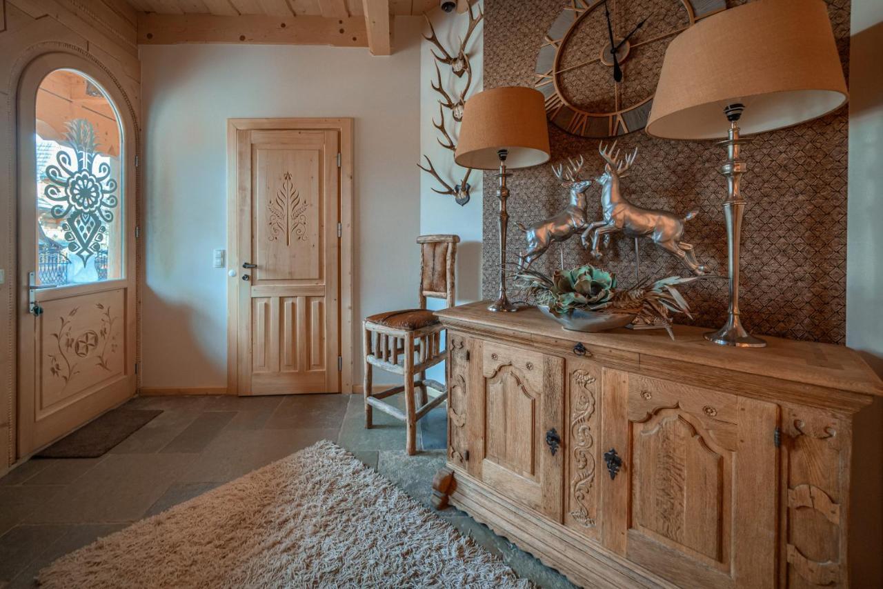 Rich Witch Villa&Spa Koscielisko Bagian luar foto