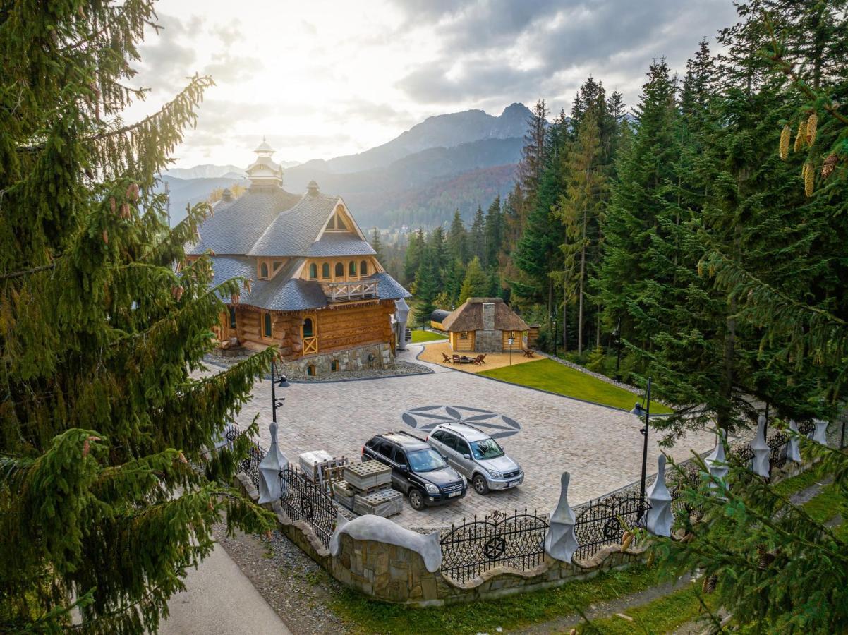 Rich Witch Villa&Spa Koscielisko Bagian luar foto