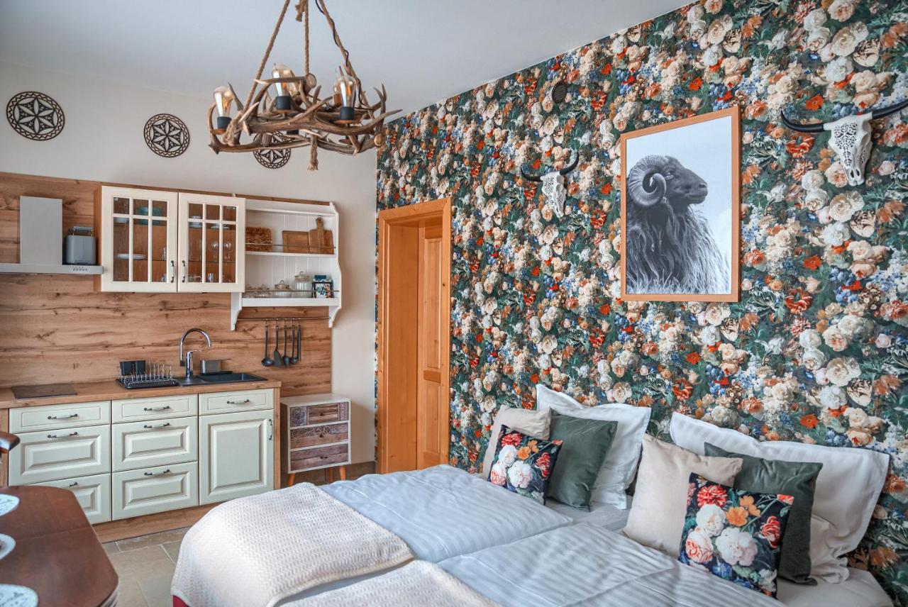 Rich Witch Villa&Spa Koscielisko Bagian luar foto