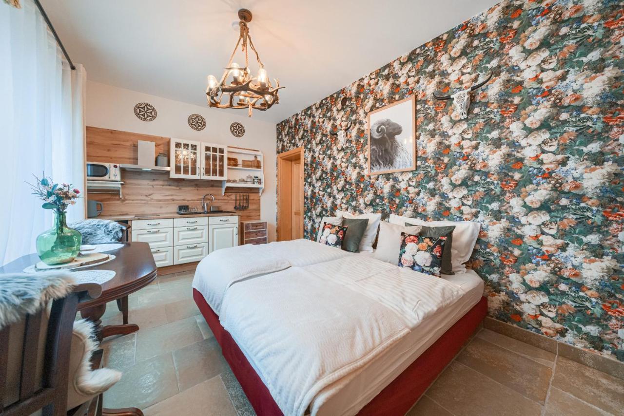 Rich Witch Villa&Spa Koscielisko Bagian luar foto